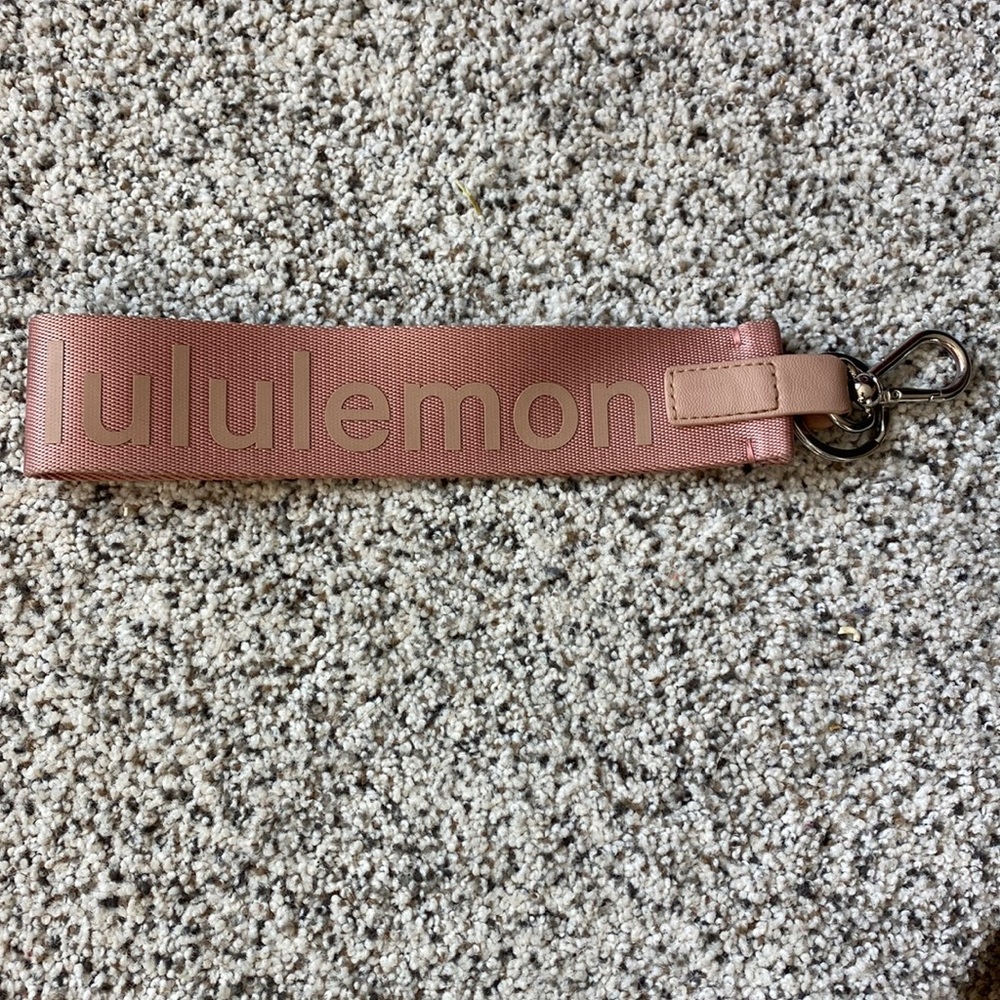Lululemon never lost keychain